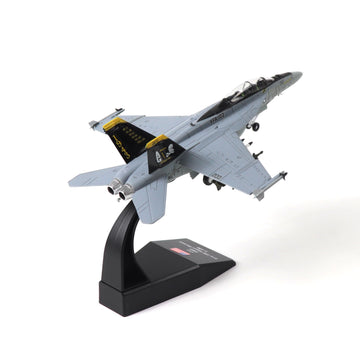 1/100 F/A-18 Super Hornet Jolly Roger Die-cast Fighter Jet Model