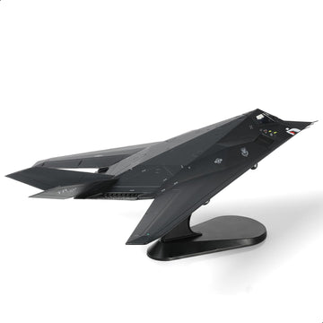 F-117 Nighthawk 1/72 Stealth Fighter Die-cast Aircraft Model