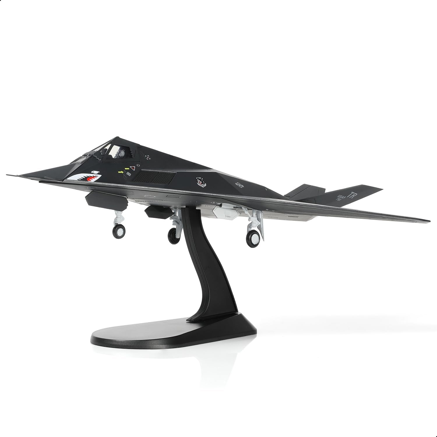 F-117 Nighthawk 1/72 Stealth Fighter Die-cast Aircraft Model