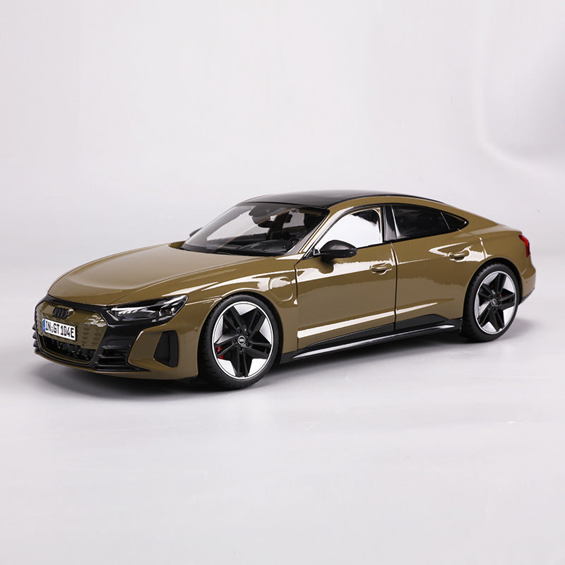 Bburago 1:18 Audi RS e-tron GT 2022 Diecast Car Model