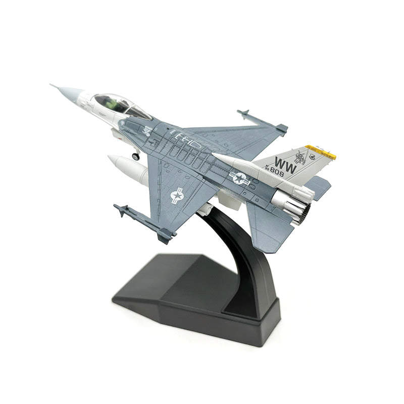 1/100 F-16C Fighting Falcon (Misawa AFB 35th) Diecast Fighter Jet Model