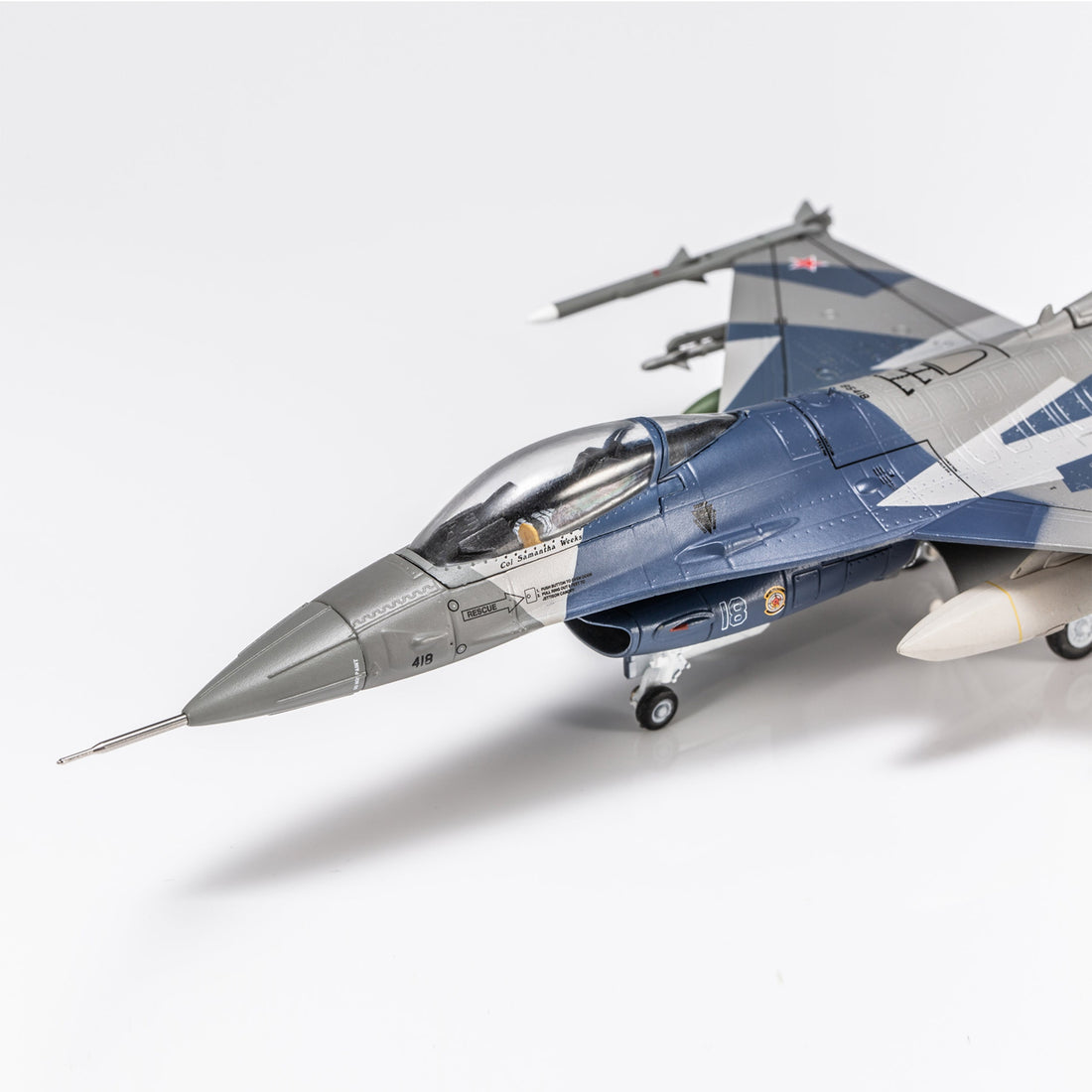 1/72 F-16C Fighting Falcon Splinter Camouflage Diecast Aircraft Model