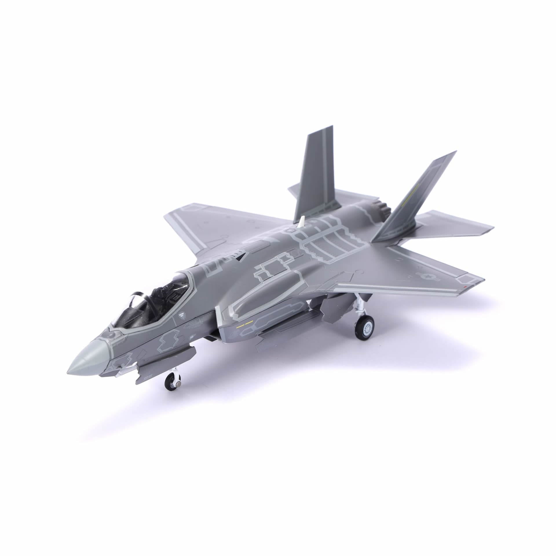 1/72 F-35A Lightning II Fighter Jet Die-cast Model