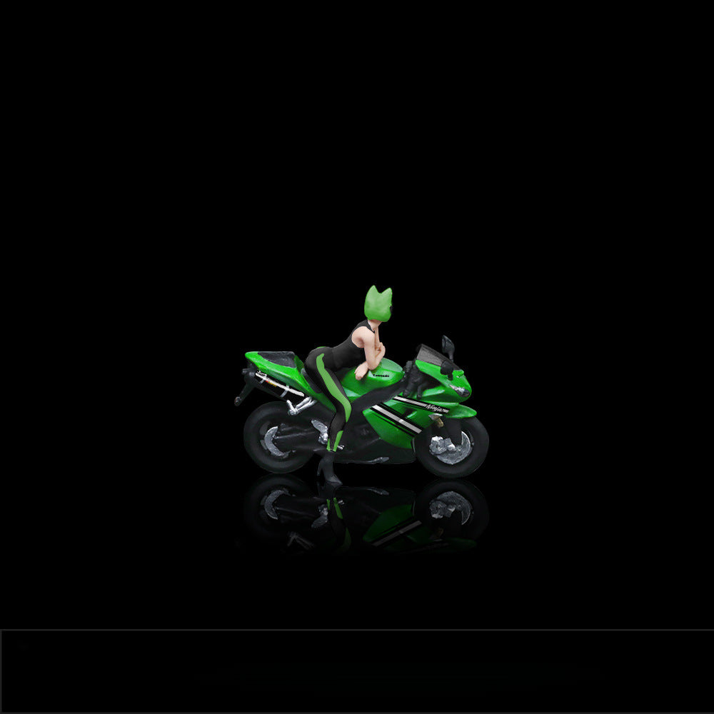 MoreArt 1:64 Kawasaki ZX-10R Green Motorcycle Girl Resin Figurine Set