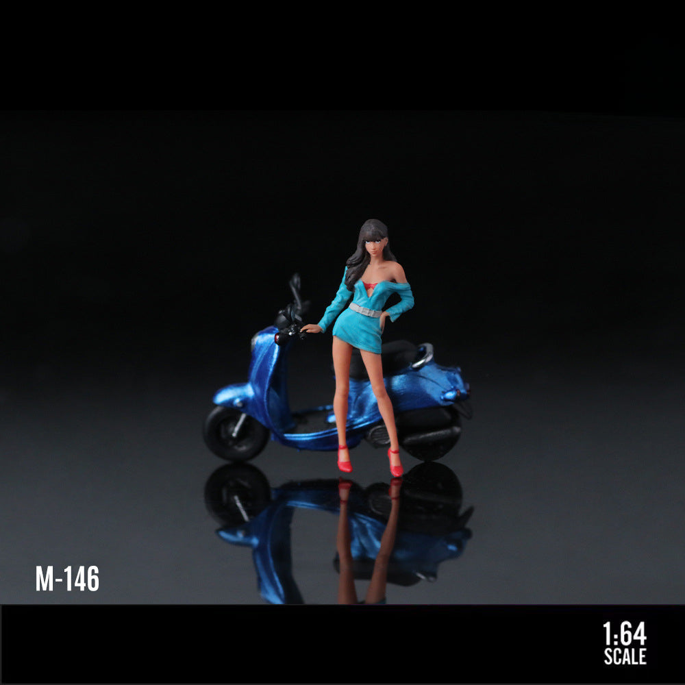 MoreArt 1:64 Retro Blue Scooter Lady Resin Figure MODCOLS