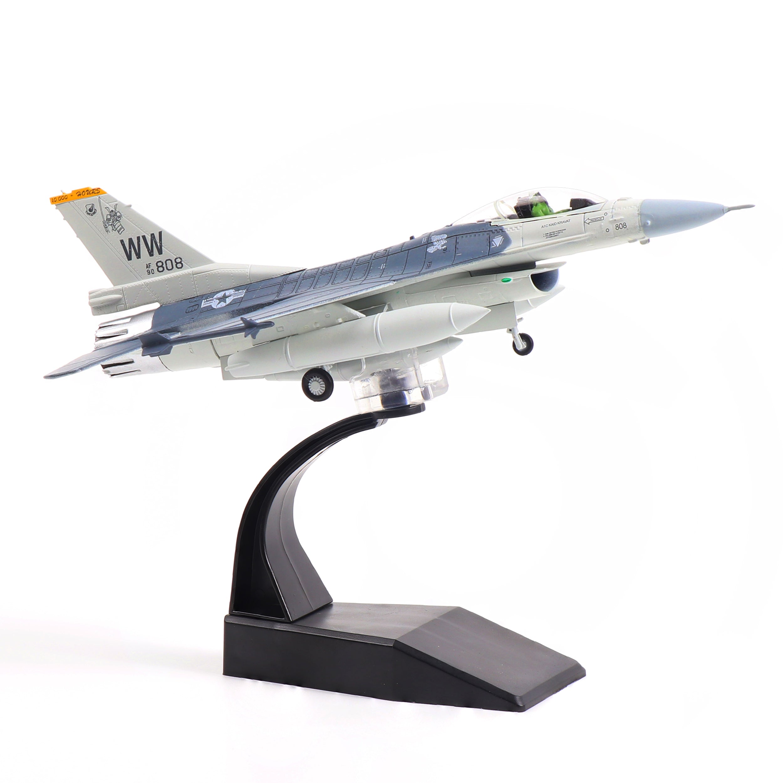 1/100 F-16C Fighting Falcon (Misawa AFB 35th) Diecast Fighter Jet Model