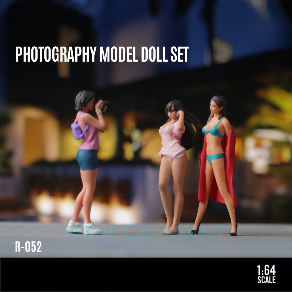 MoreArt 1:64 Photographer & Model Resin Figure Set MODCOLS