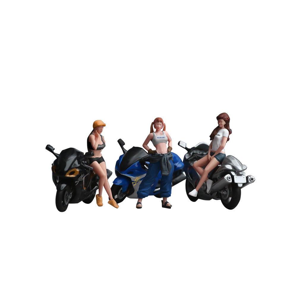 MoreArt 1:64 Suzuki Hayabusa & Honda Lovemoto Motorcycle Doll Set
