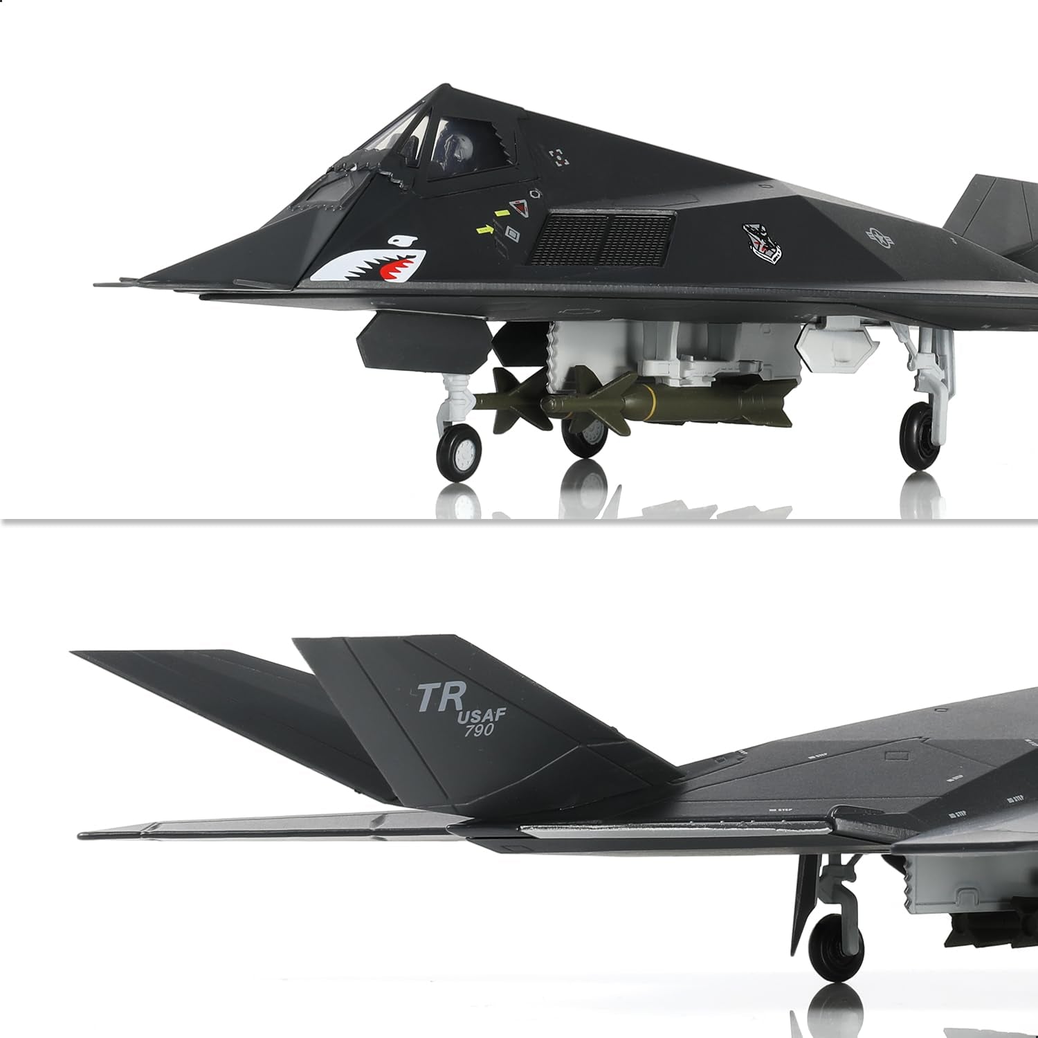 F-117 Nighthawk 1/72 Stealth Fighter Die-cast Aircraft Model