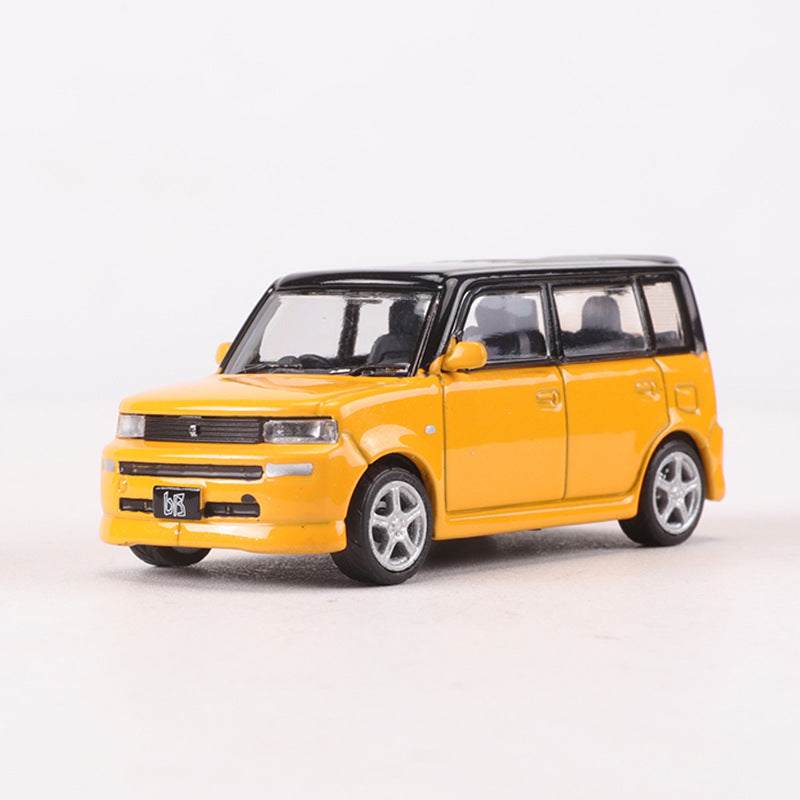DCT 1:64 Toyota bB MK1 XP30 Diecast Model with Acrylic Display Case MODCOLS