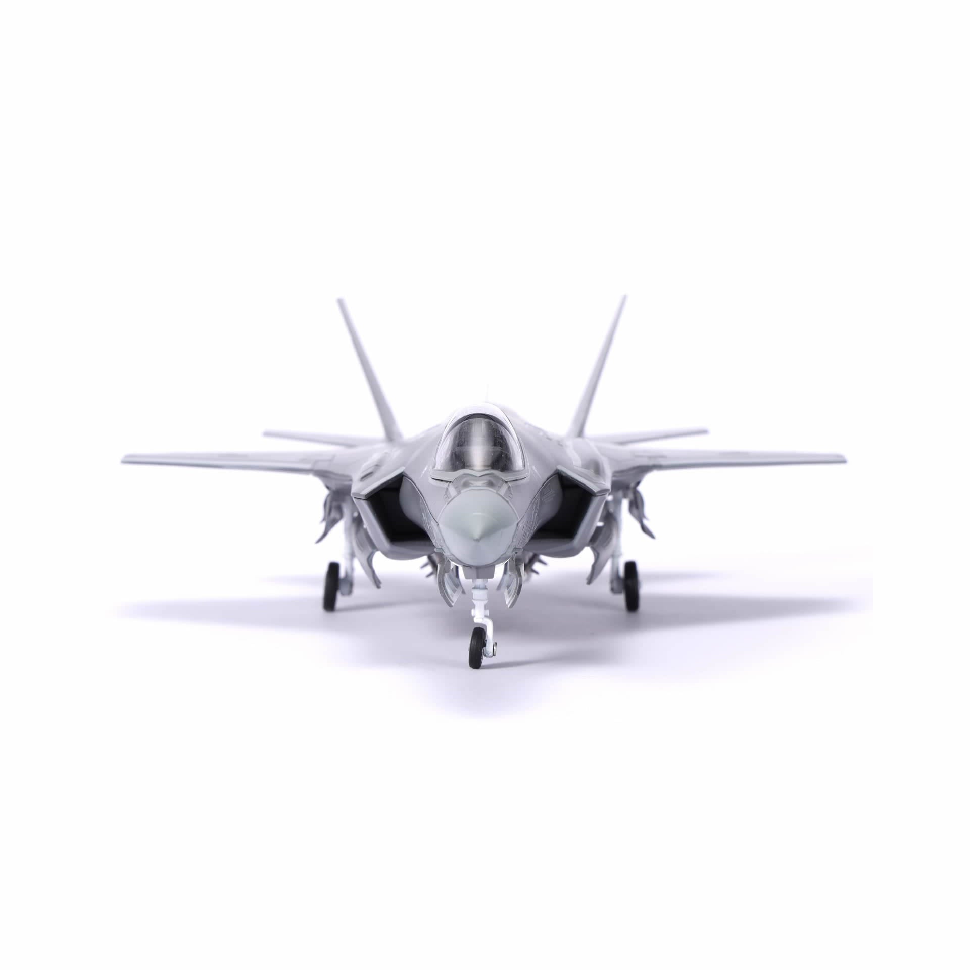 1/72 F-35A Lightning II Fighter Jet Die-cast Model
