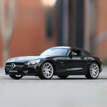 Maisto 1:18 Mercedes Benz AMG GT Diecast Model – Luxury Sports Car MODCOLS