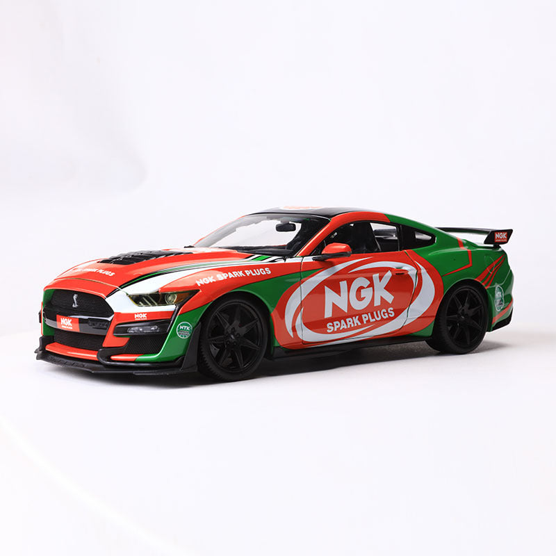 Maisto 1:18 Ford Mustang GT500 Diecast Model MODCOLS