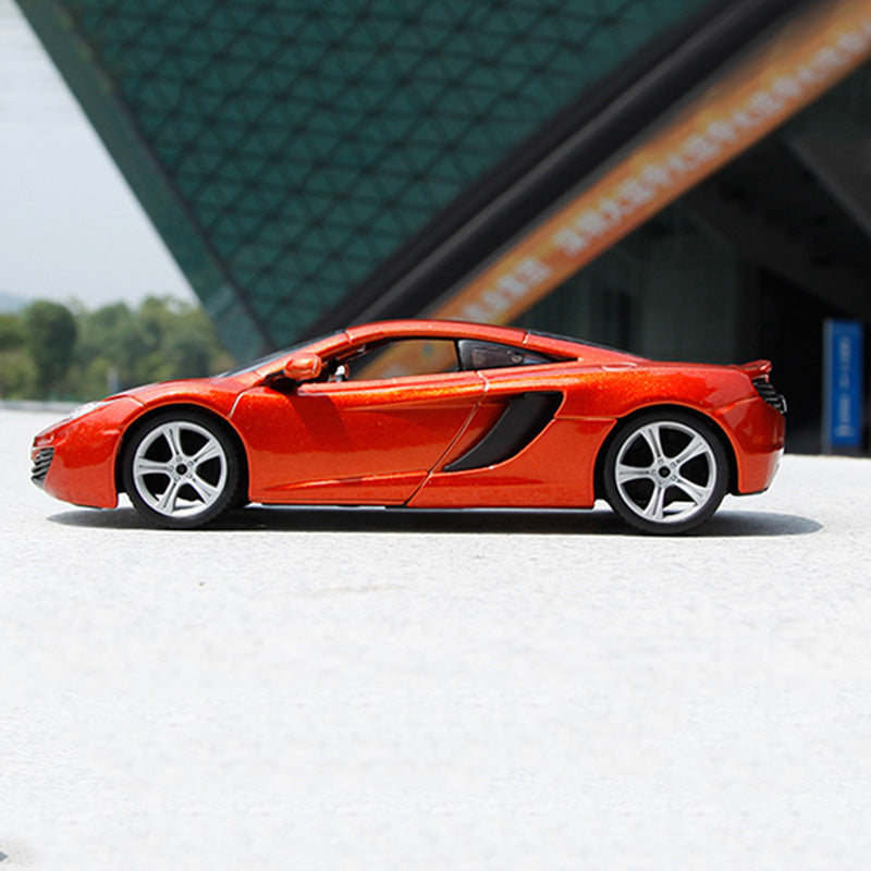 Bburago 1:24 McLaren Die Cast Model Car MODCOLS