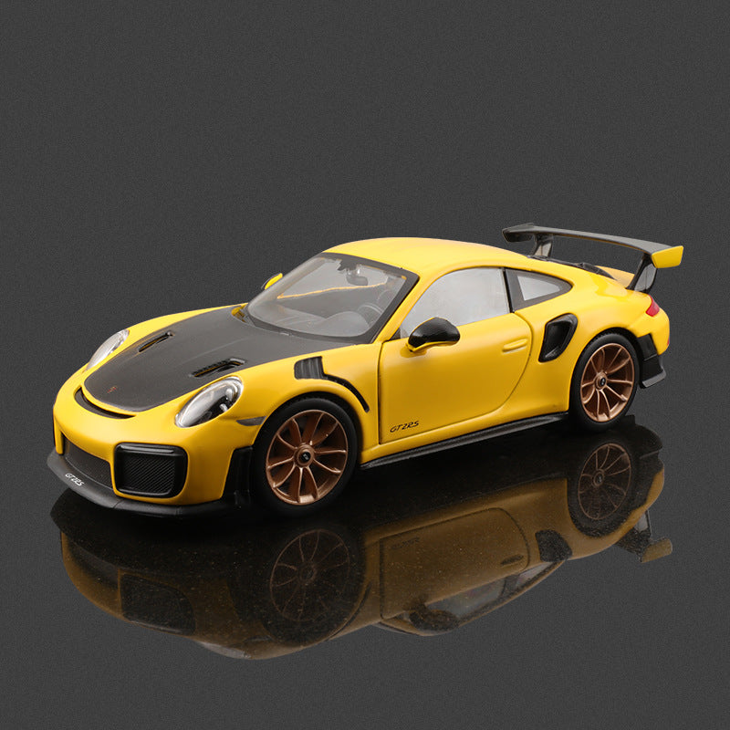 Maisto 1:24 Porsche 911 GT2 Diecast Car Model | Collectible MODCOLS