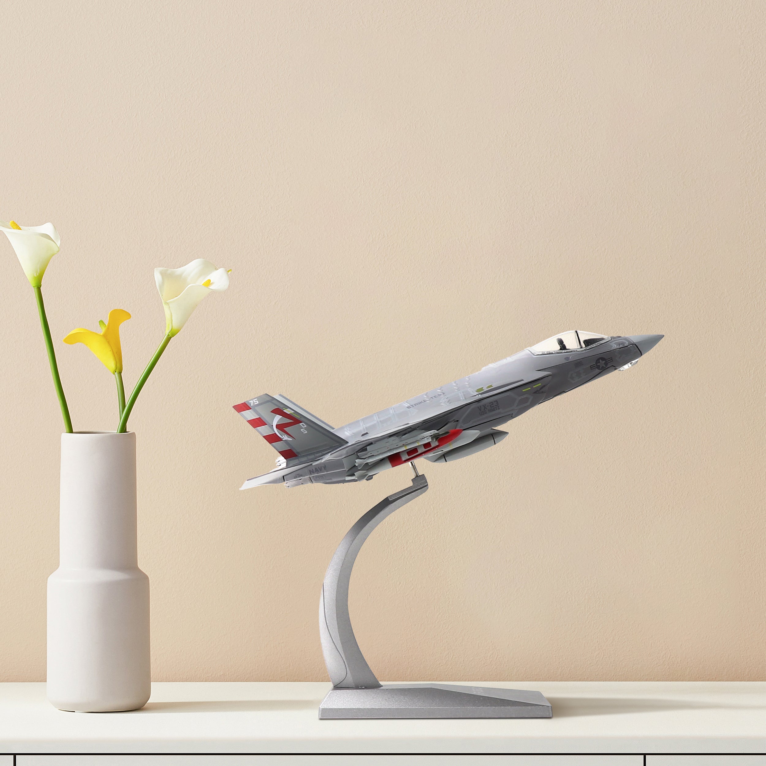 F-35C Lightning II 1/72 Die-cast Fighter Jet Model – USN VX-23
