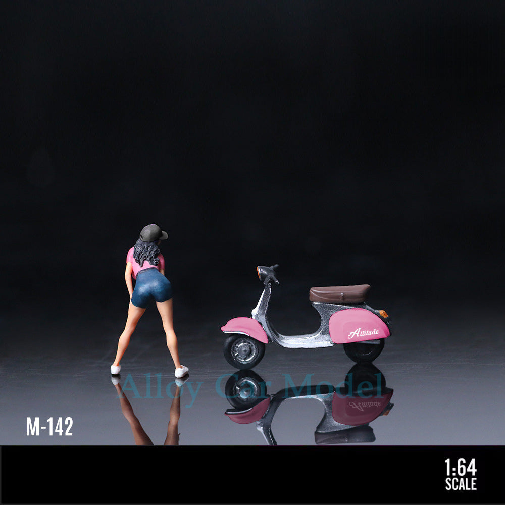 MoreArt 1:64 Pink Scooter Resin Figure MODCOLS