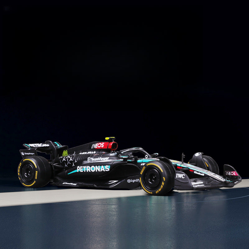 Bburago 1:43 Mercedes AMG W15 F1 2024 Die MODCOLS