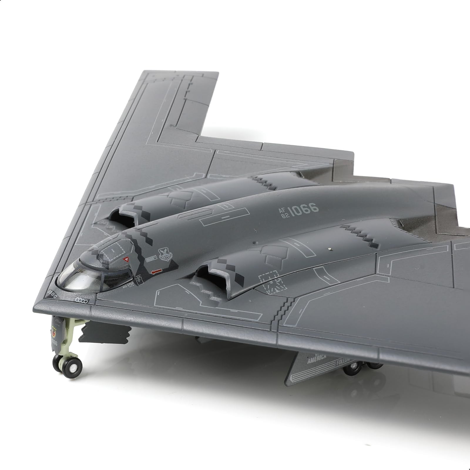 1/200 B-2A Spirit of America Stealth Bomber Diecast Aircraft Model