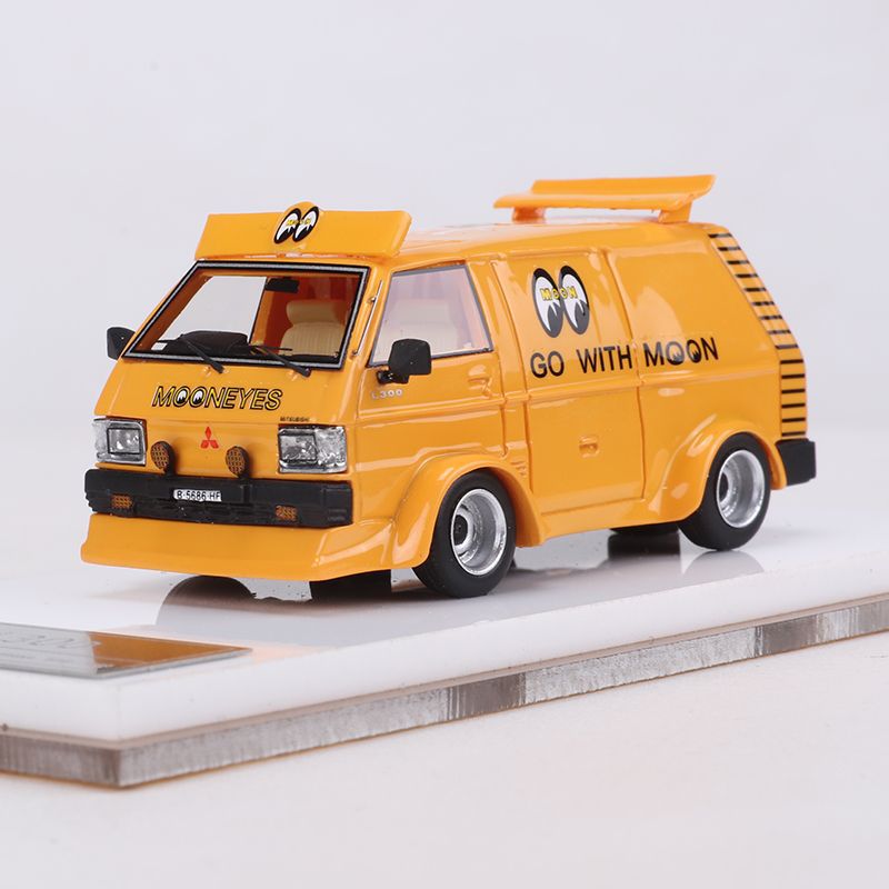 MJ 1:64 Mitsubishi Delica Resin Model – Classic Van Collectible MODCOLS