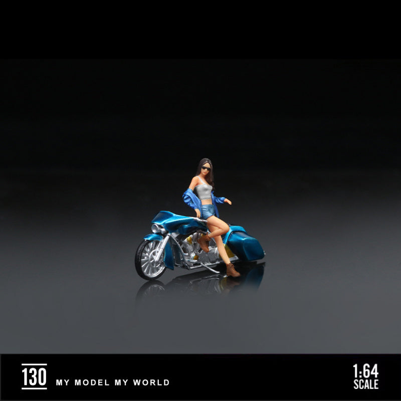 MoreArt 1:64 Blue Wild Biker Girl Resin Figure MODCOLS