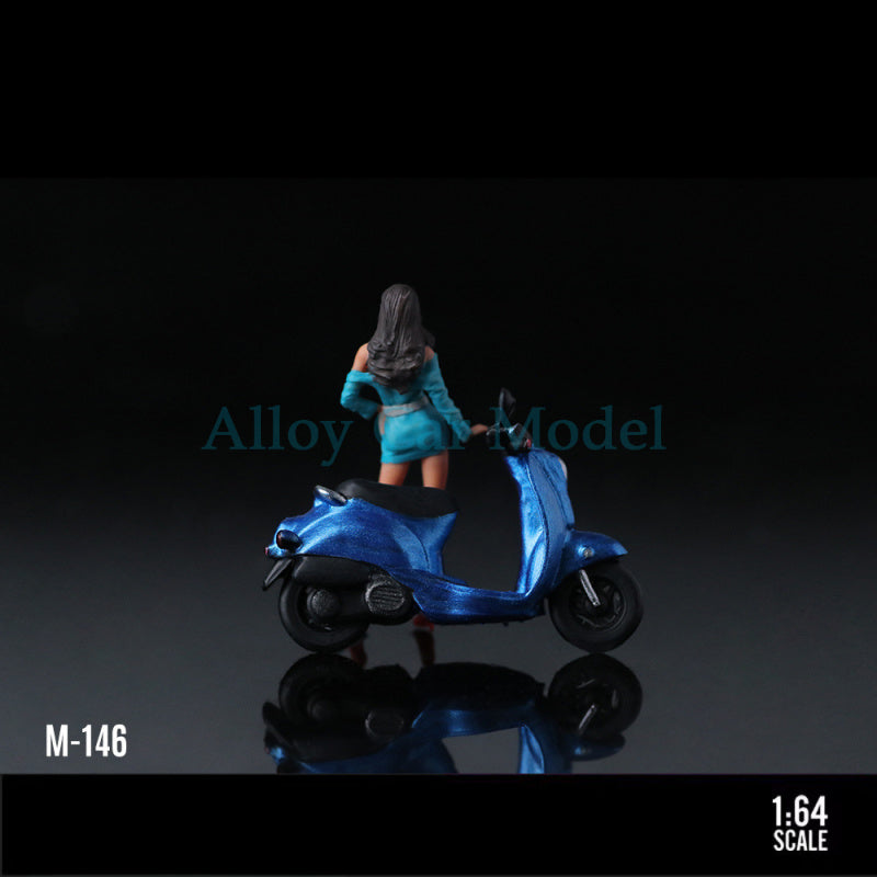 MoreArt 1:64 Retro Blue Scooter Lady Resin Figure MODCOLS
