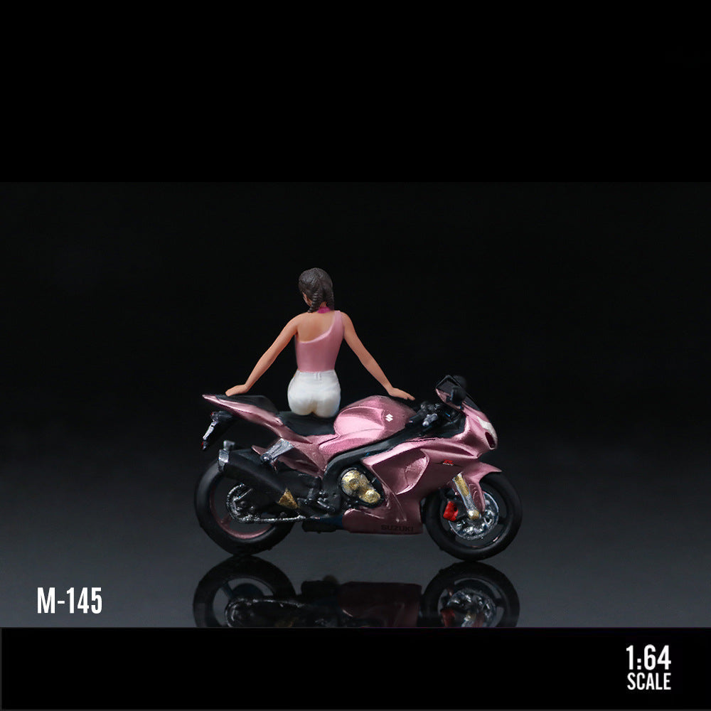 MoreArt 1:64 Suzuki Peach Pink Motorcycle Girl Resin Model Set MODCOLS