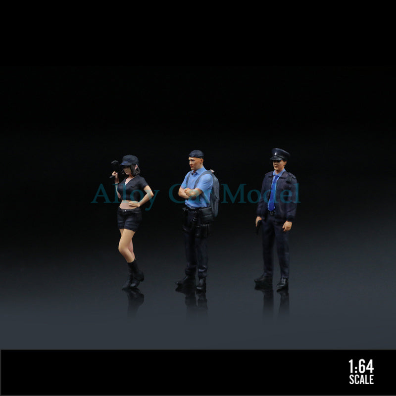 MoreArt 1:64 Police Officer Male & Female Resin Figure Set MODCOLS