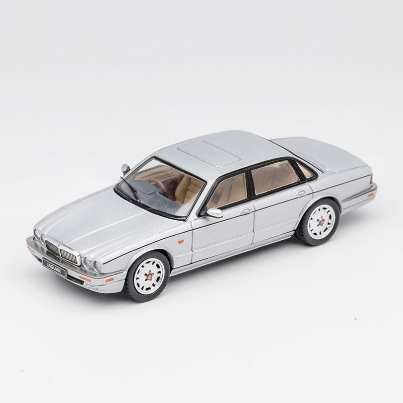 GCD 1:64 Jaguar XJR X300 Diecast Model Car MODCOLS