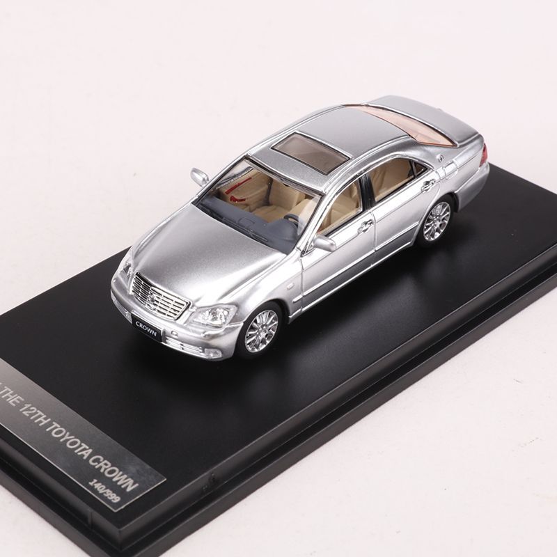 DCM 1:64 Toyota Crown 12th Gen Diecast Model – Classic JDM Collectible MODCOLS
