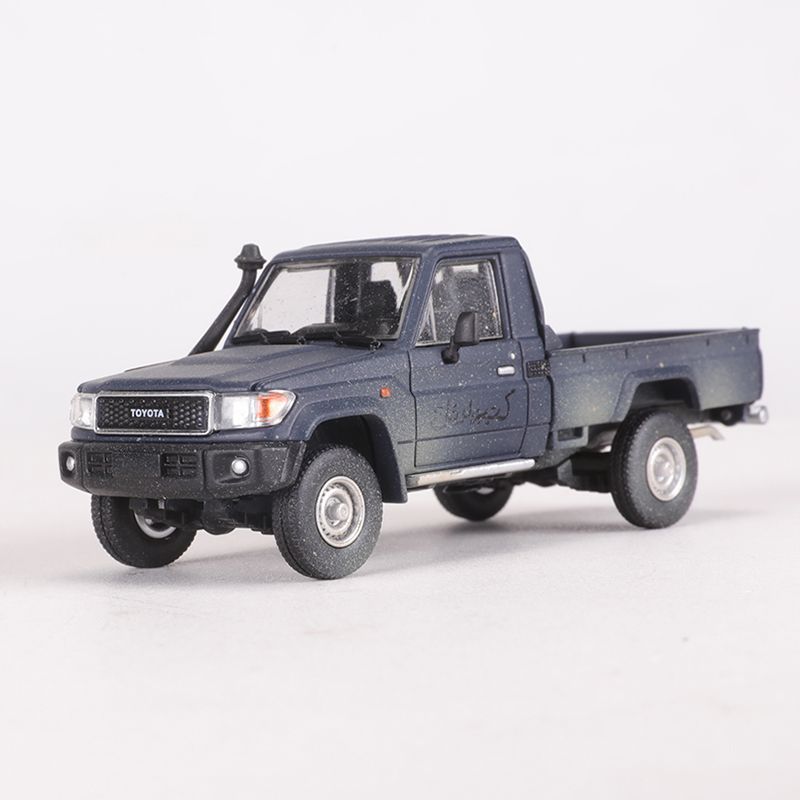 Hobby Fans 1:64 Toyota Land Cruiser LC79 War Pickup Diecast Model MODCOLS