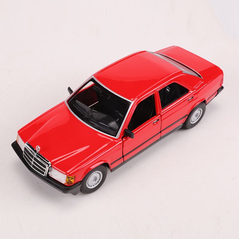 Bburago 1:25 Mercedes Benz 190E Diecast Model MODCOLS